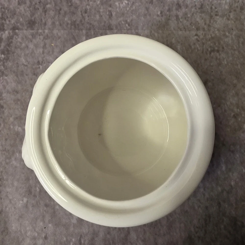 Norpro Deluxe Stoneware Garlic Keeper #254 White Ceramic